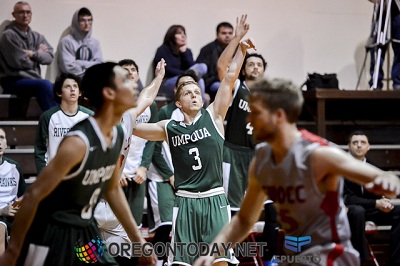 M-UMPQUA-Basketball-2015 EPU3309