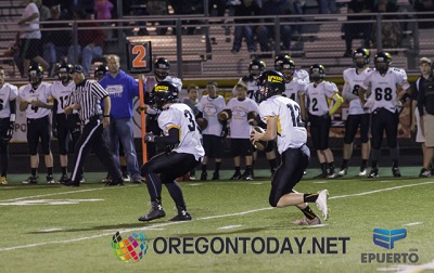 SU14-Football-0538