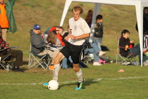 DHSboys soccerIMG 5541
