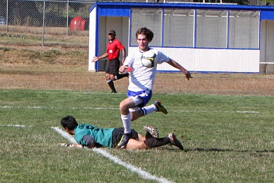 suth_soccer01.jpg